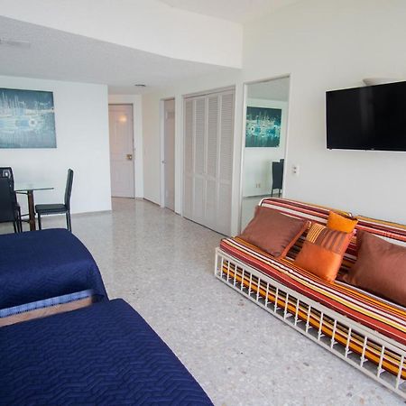 Suite Frente Al Mar En El Corazon De Acapulco Luaran gambar